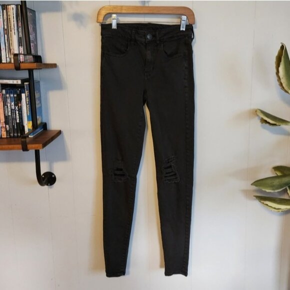American Eagle AEO Black Hi-Rise Jeggings Ripped High Waisted Stretchy Skinny - Picture 2 of 11